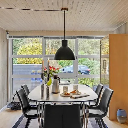 Holiday home 3 Bedroom Awesome In