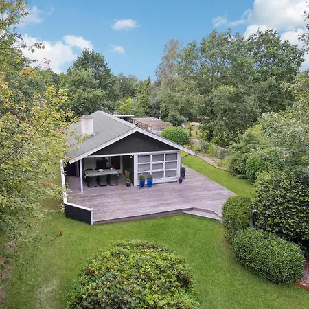 3 Bedroom Awesome In