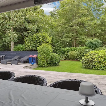 3 Bedroom Awesome In *