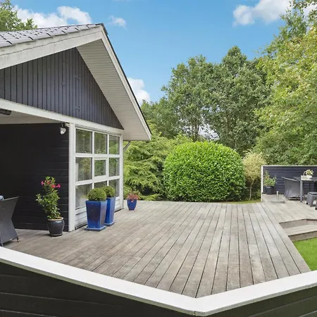 Casa vacanze 3 Bedroom Awesome In *