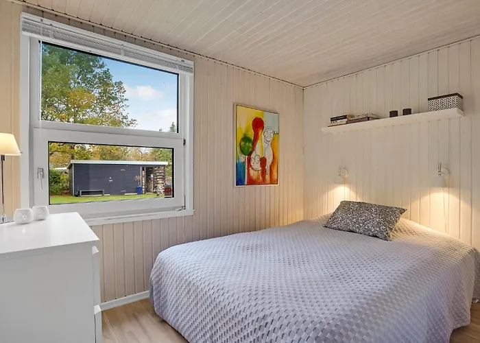 3 Bedroom Awesome In * Glesborg