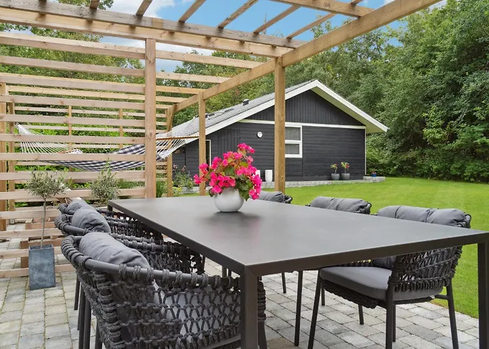 Сasa de vacaciones 3 Bedroom Awesome In Glesborg